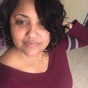 Meet your Posher, Samira